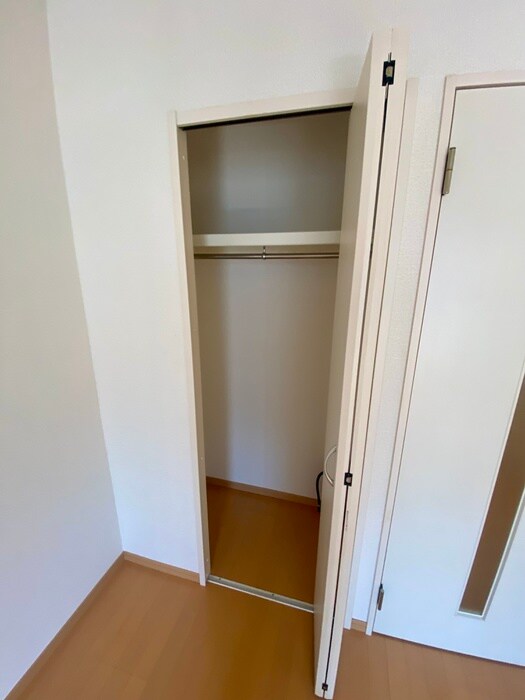 物件内観写真14　(収納)