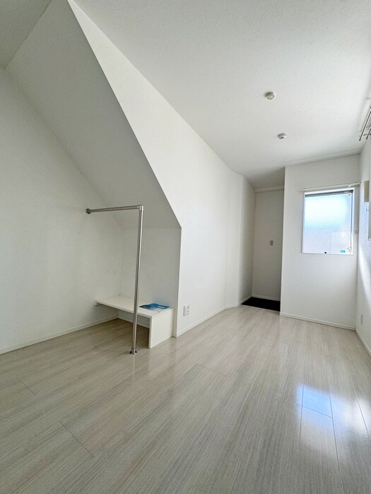 物件内観写真10　(居室)