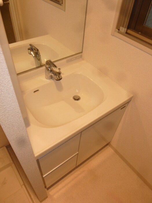 物件内観写真12　(洗面)