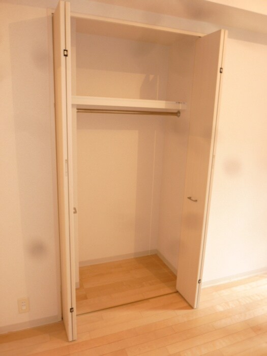 物件内観写真13　(収納)