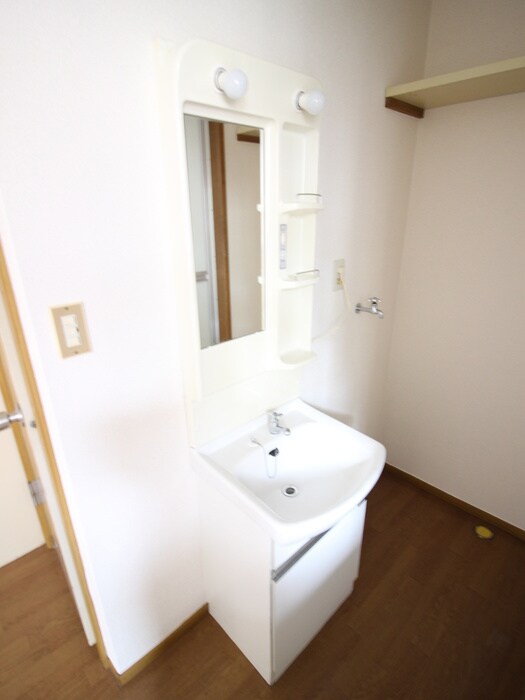 物件内観写真12　(洗面)