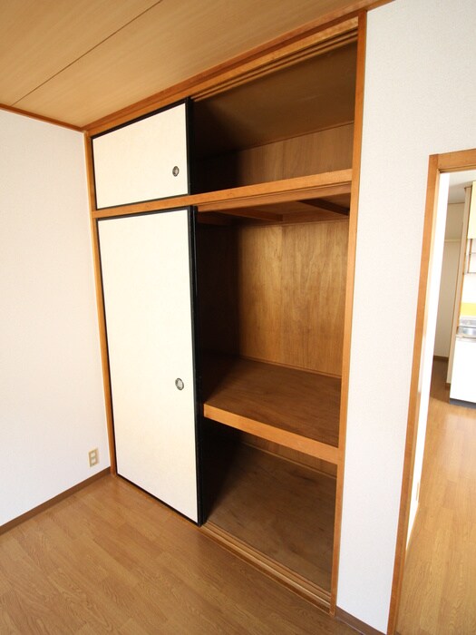物件内観写真16　(収納)