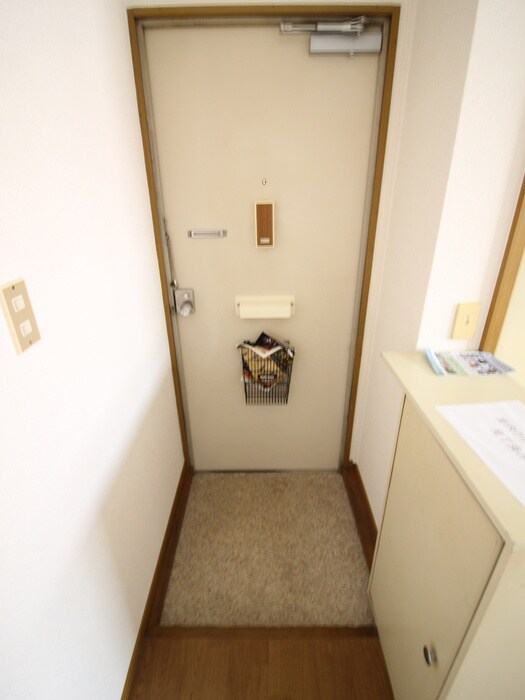 物件内観写真21　(玄関)