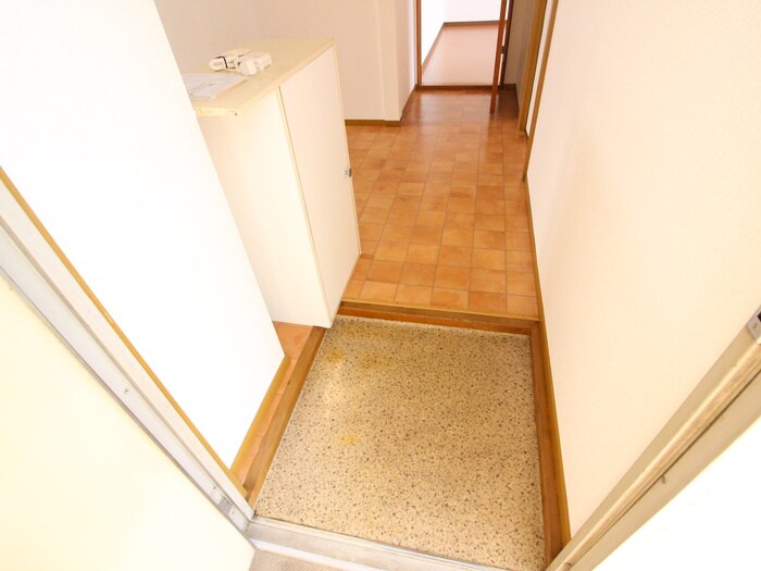 物件内観写真22　(玄関)