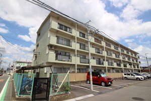 阿久和ハイツ（３０５）外観写真