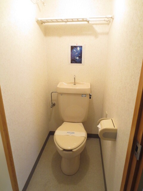 物件内観写真16　(トイレ)