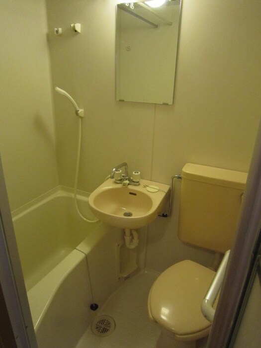 物件内観写真12　(バス／シャワールーム等)