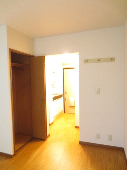 物件内観写真12　(居室)