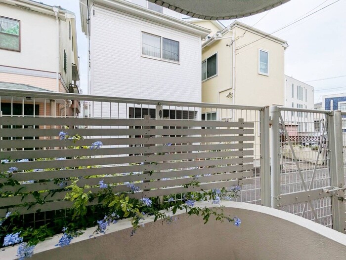 物件内観写真20　(室内からの展望)