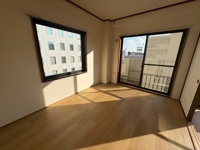 物件内観写真8　(居室)