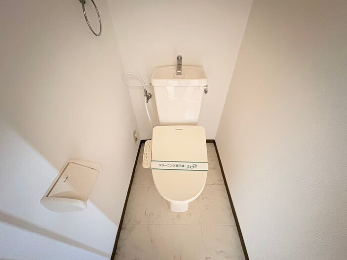 物件内観写真14　(トイレ)