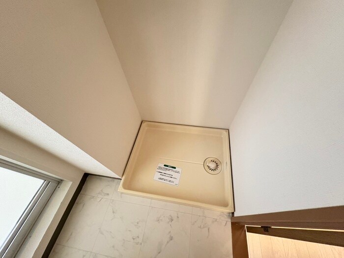 物件内観写真15　(洗濯機置場)