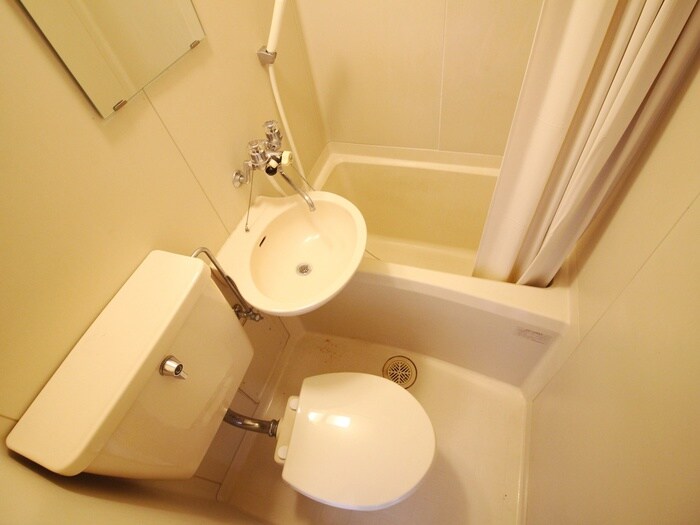 バス／シャワールーム等