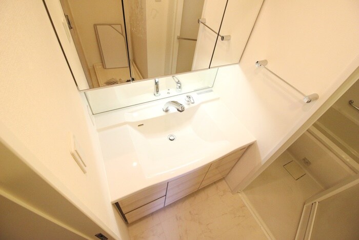 物件内観写真10　(洗面)