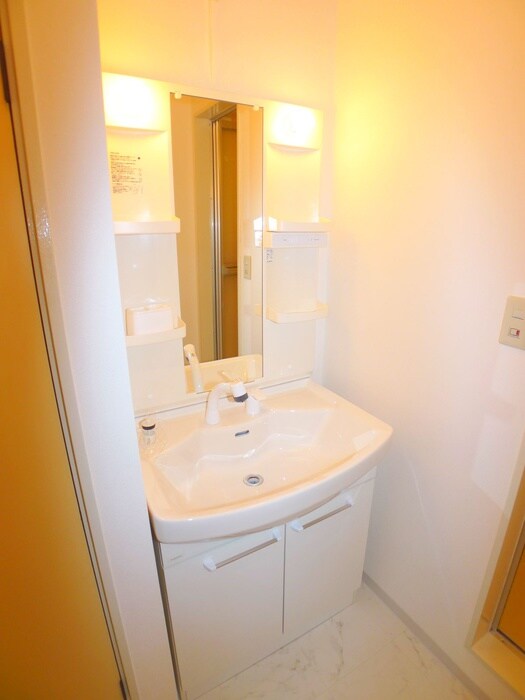 物件内観写真16　(洗面)