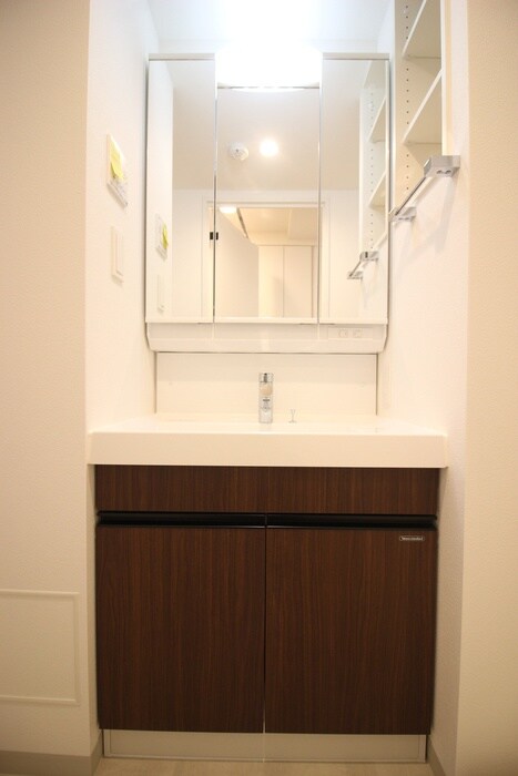 物件内観写真14　(洗面)