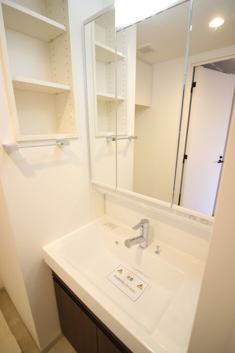 物件内観写真15　(洗面)