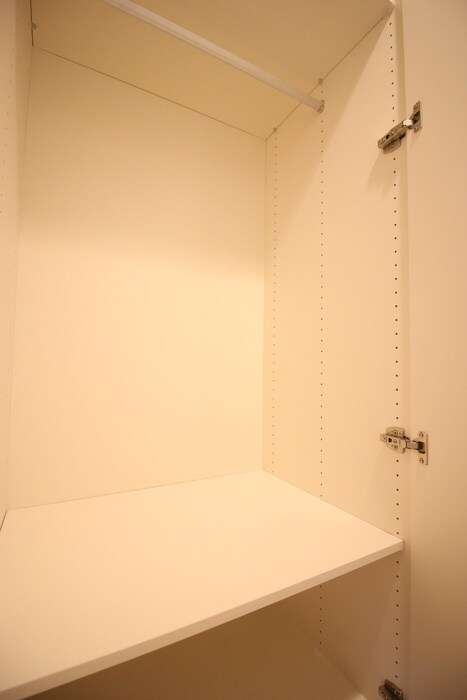 物件内観写真15　(収納)