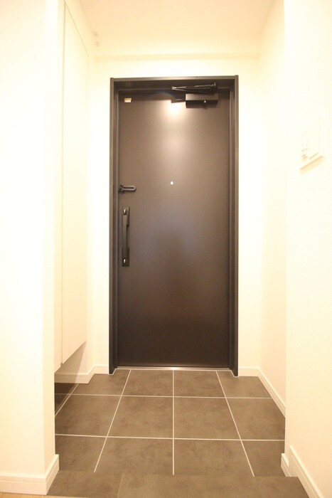 物件内観写真17　(玄関)