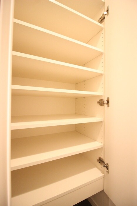 物件内観写真18　(靴箱)