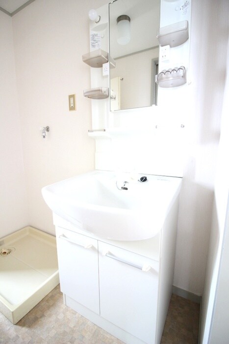物件内観写真11　(洗面)