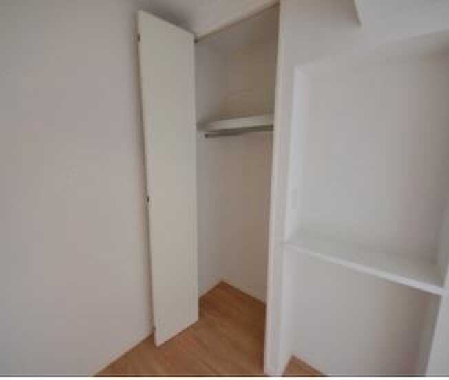 物件内観写真14　(収納)