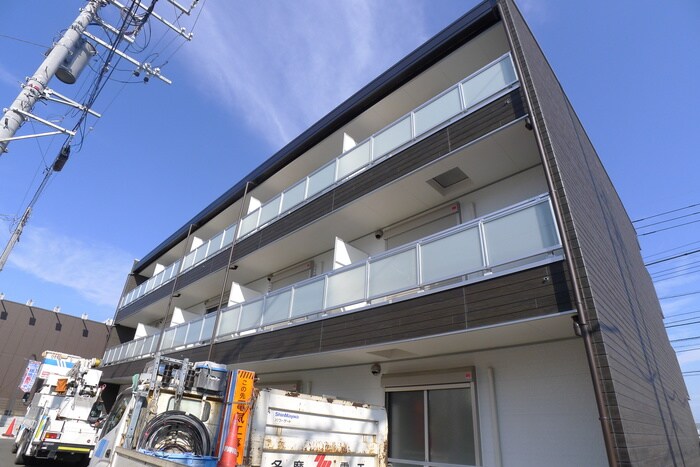 物件外観写真1　(外観写真)