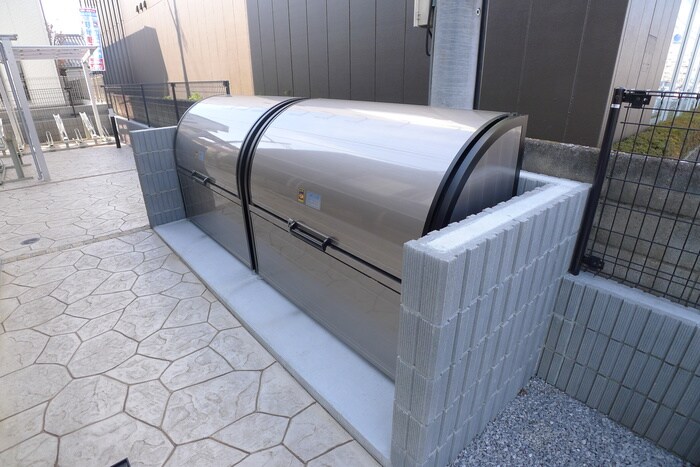 物件外観写真6　(建物設備)