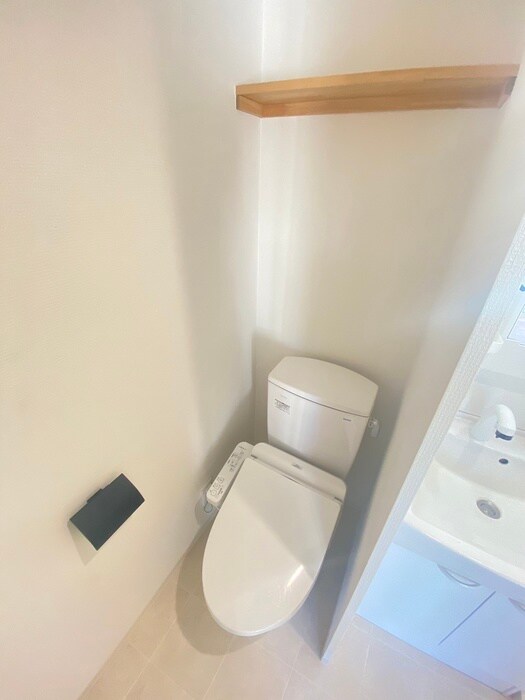 物件内観写真12　(トイレ)