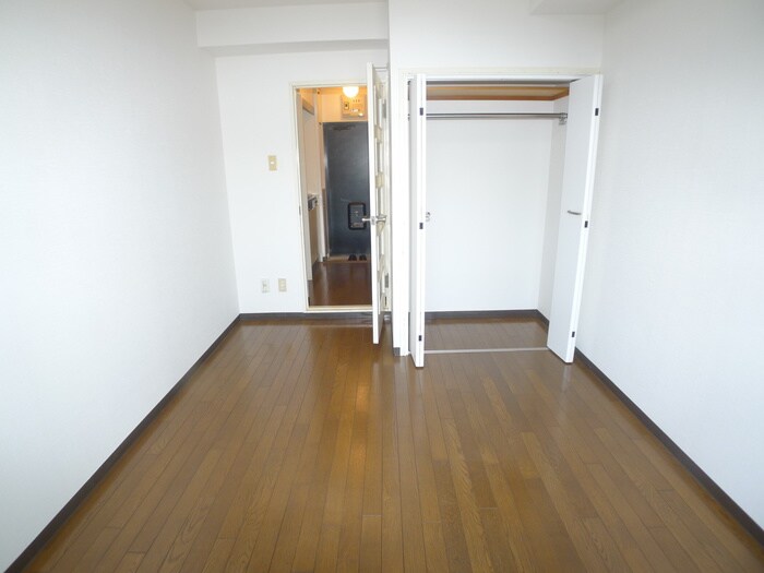 物件内観写真15　(居室)