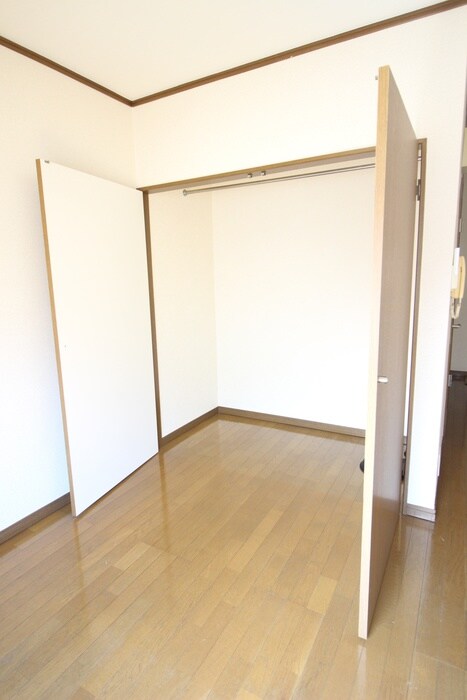 物件内観写真16　(収納)
