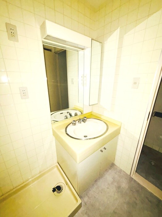 物件内観写真12　(洗面)