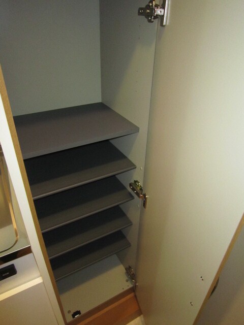 物件内観写真15　(靴箱)