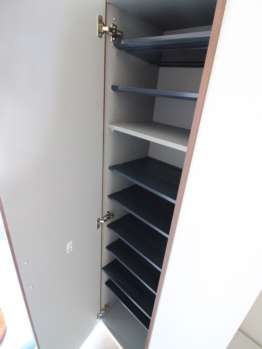 物件内観写真15　(靴箱)