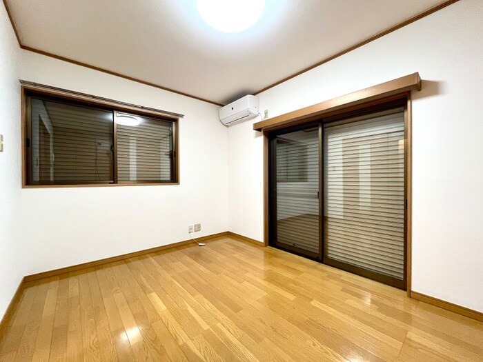 物件内観写真9　(居室)