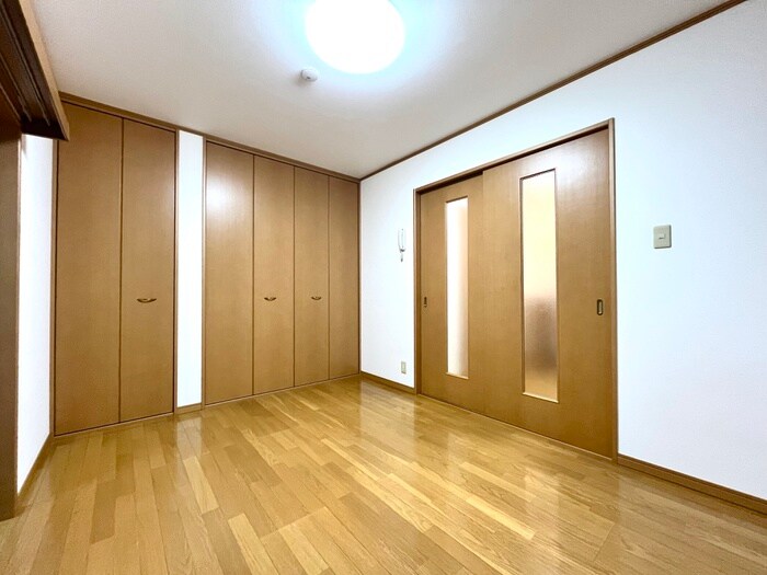 物件内観写真10　(居室)