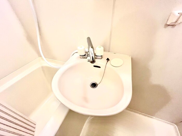 物件内観写真13　(洗面)