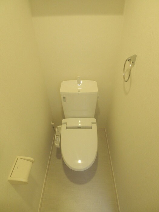 物件内観写真9　(トイレ)