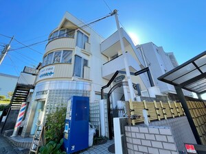 ﾀﾞｲﾎｰﾌﾟﾚｽﾃｰｼﾞ新百合ヶ丘（104）外観写真