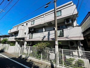 プランド－ル目白外観写真