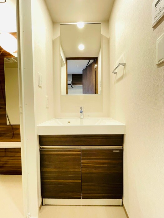 物件内観写真14　(洗面)