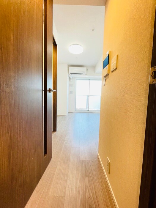 物件内観写真14　(廊下)