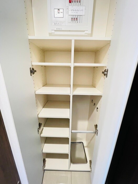 物件内観写真17　(靴箱)