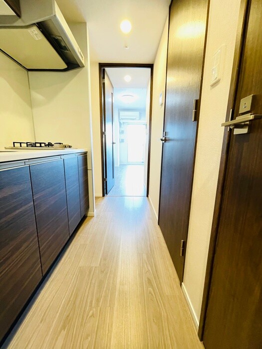 物件内観写真18　(廊下)