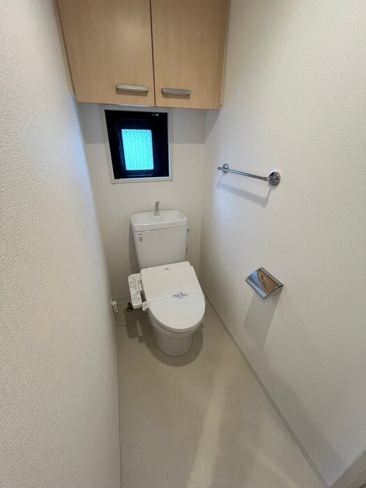 物件内観写真13　(トイレ)