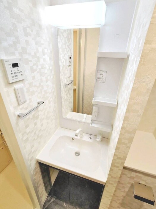 物件内観写真13　(洗面)