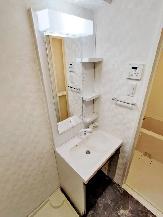 物件内観写真13　(洗面)