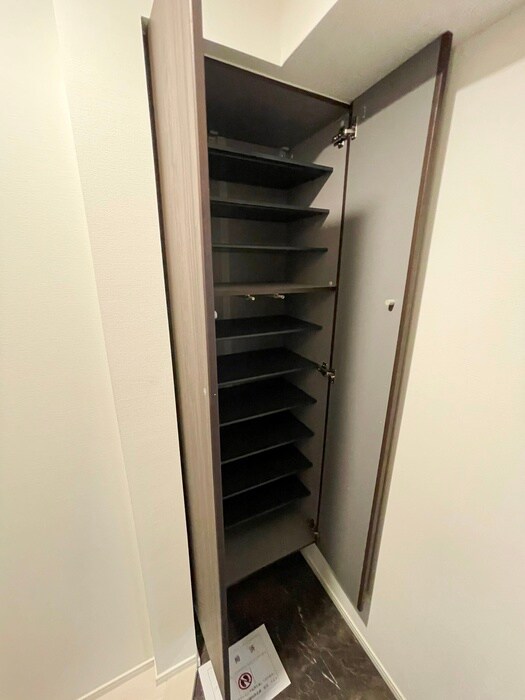 物件内観写真17　(靴箱)
