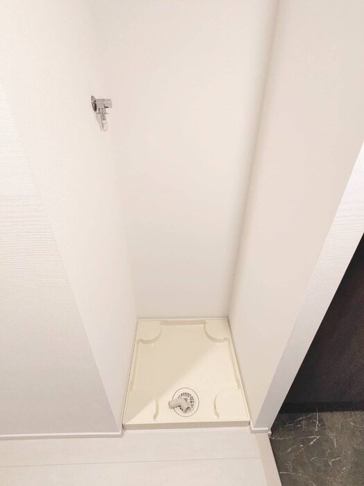 物件内観写真19　(洗濯機置場)