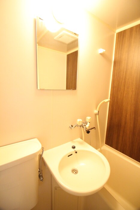 物件内観写真10　(洗面)